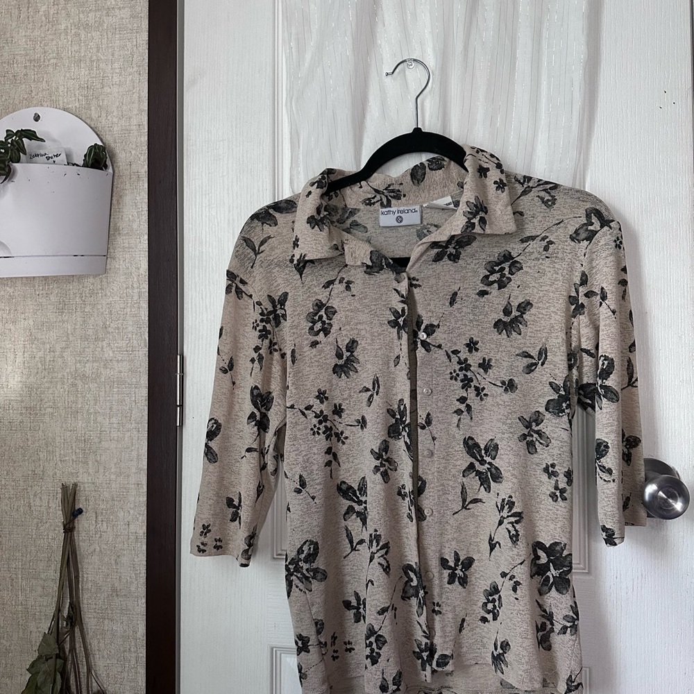 Button up floral blouse